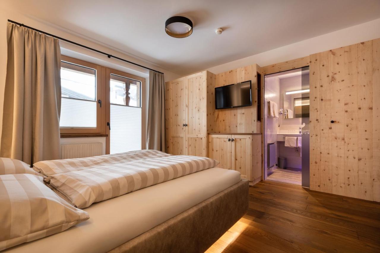 Hotel Garni Landhaus Platzer 젤암질러 외부 사진