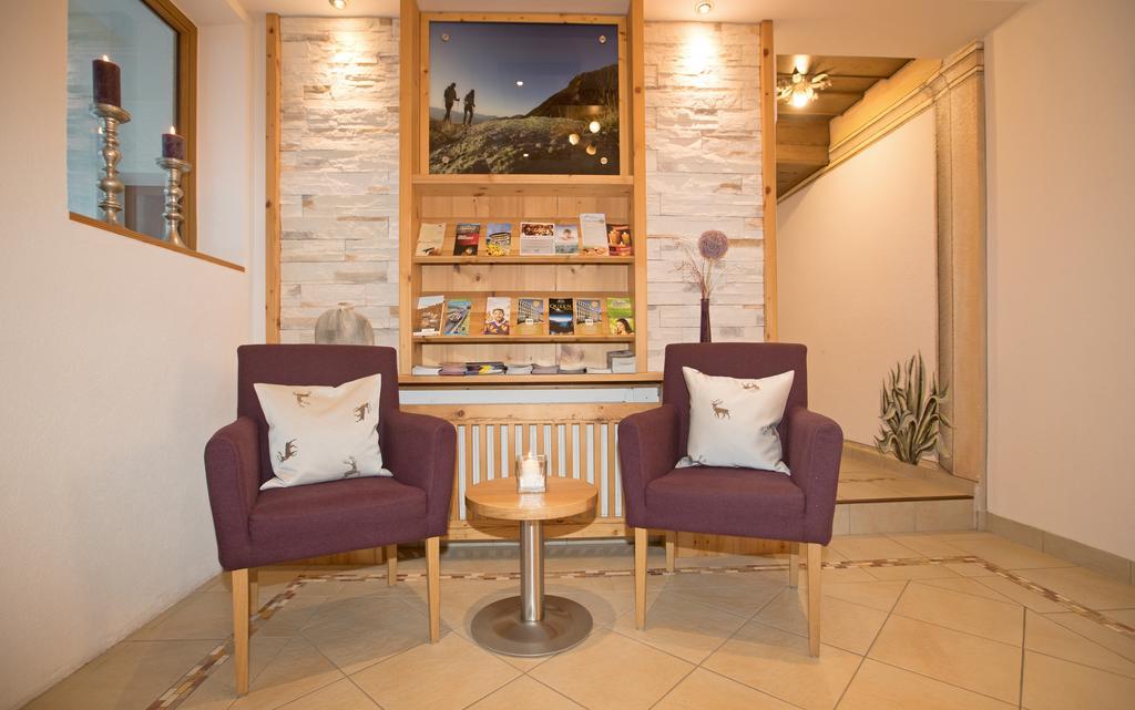 Hotel Garni Landhaus Platzer 젤암질러 외부 사진